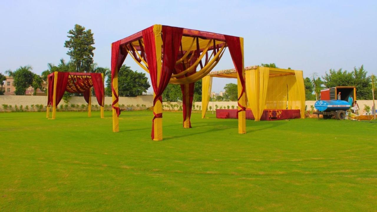 Wedlock Farms - Events Venue Villa Gurgaon Bagian luar foto